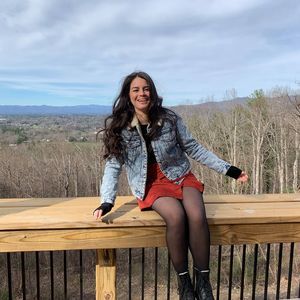 Meet your Posher, Jimena